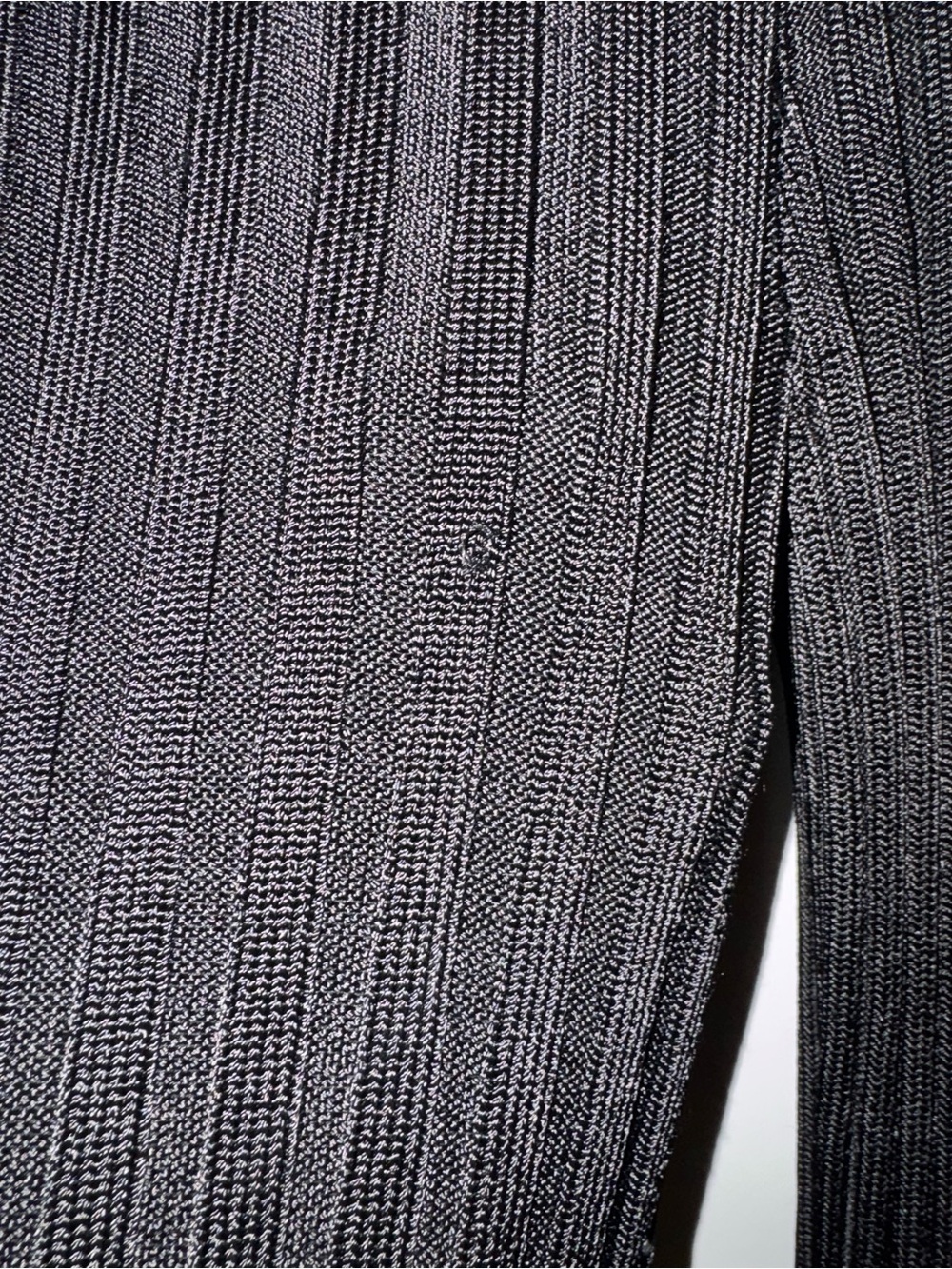 GUIZIO Black Ribbed V-Neck Button Cardigan - Picture 4 of 7